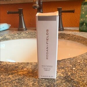 Rodan + Fields Eye Cream in White and Silver